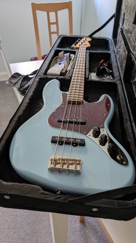 Squier classic vibe - squier, jazz