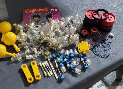 Capsela toy parts lot - toy,