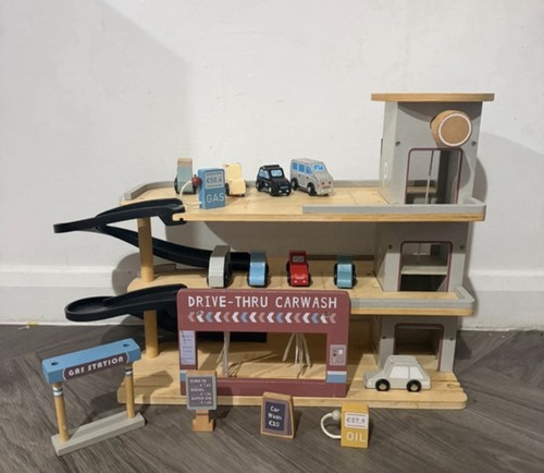 Little dutch wooden rampcar - wooden,