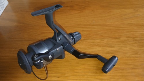 Lightly used shimano 4000 - used,