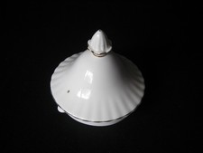 Replacement Royal Albert Val