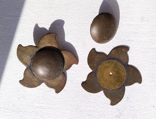 Vintage asian brass flowers - asian,