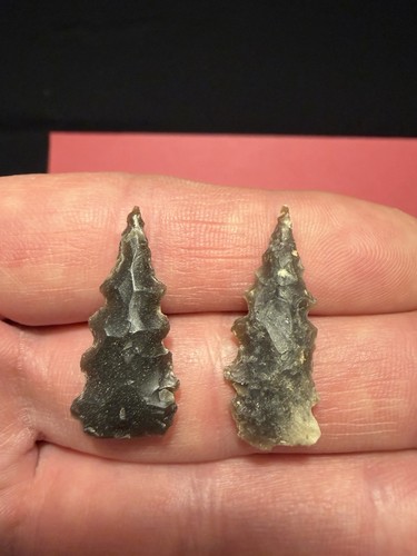 Indian artifact arrowheads - artifact,
