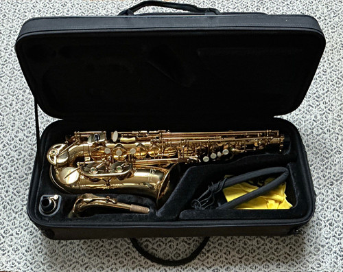 Elkhart 100as student alto - student,