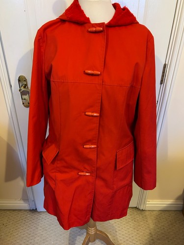 Vintage 1960 red rain - vintage, 1960/70's