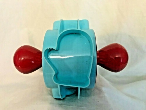 Hallmark cookie cutter wonder - cookie,