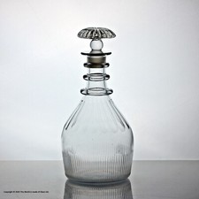 Georgian small three ring Prussian-style decanter, mushroom stopper