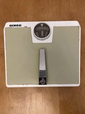 Vintage Ginge Bathroom Scales