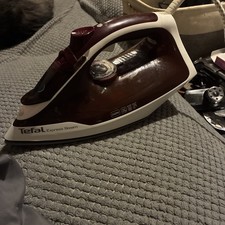 Tefal FV2869 Steam Iron