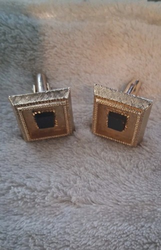 Vintage gold tone - gold, square