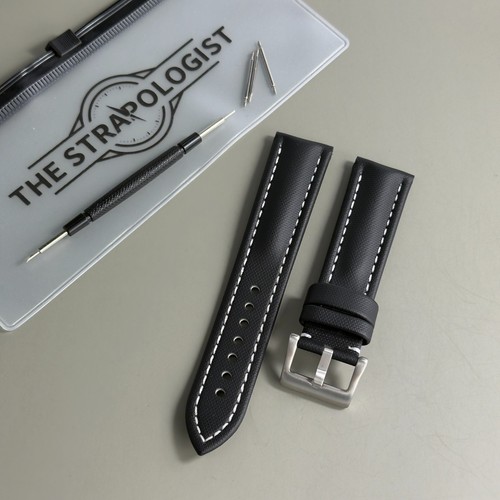 Black white stitch - white, sailcloth