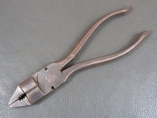 Vintage 7" pliers old tool WW2