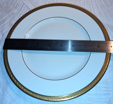 Royal doulton gold plates - doulton,