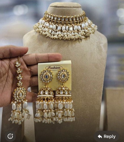 Statement necklace set with - statement,