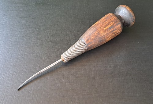 Vintage curved leatherworking - vintage,