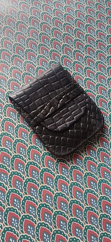 Vintage black crocodile - black,