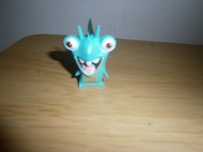 2010's 2 eyed mini rubber