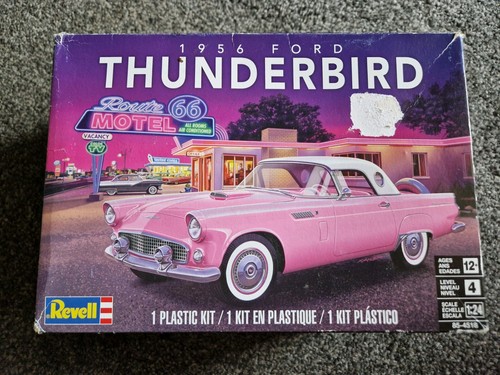 Revell scale 1956 ford - 1/24,
