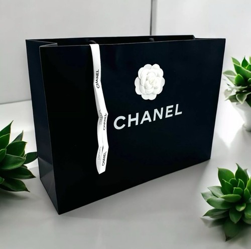 New chanel classic black - new,