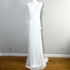 LULUS Wedding Dress Medium