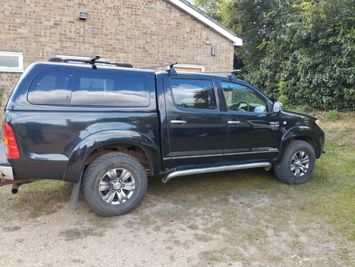Toyota hilux invincible 40 - invincible, d-40