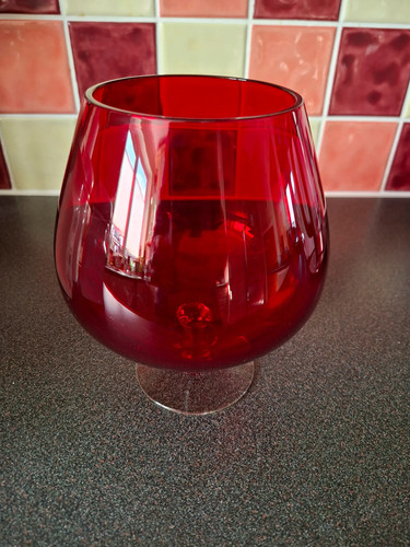 Large vintage ruby red glass - large,
