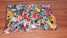 100 Figures O scale 1:43