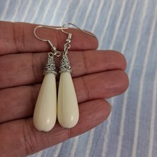 Cream Smooth drop Earrings