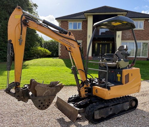 2012 case cx15b - case, digger