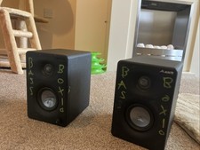 Pair Of Alyssis Speakers 330