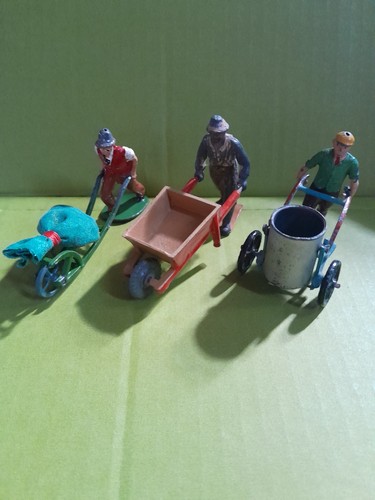 Lead figures tradesmen 32 - figures,