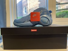 Nike Supreme Air Zoom Flight