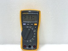 FLUKE 115 TRUE RMS MULTIMETER