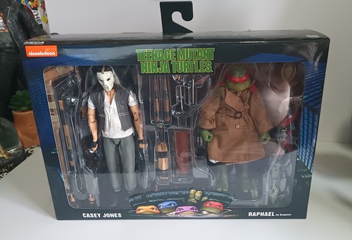 Offical neca tmnt movie - offical, casey