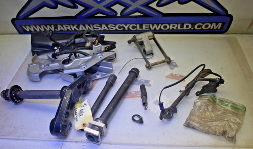 Fa4 large part lot - part, 2001
