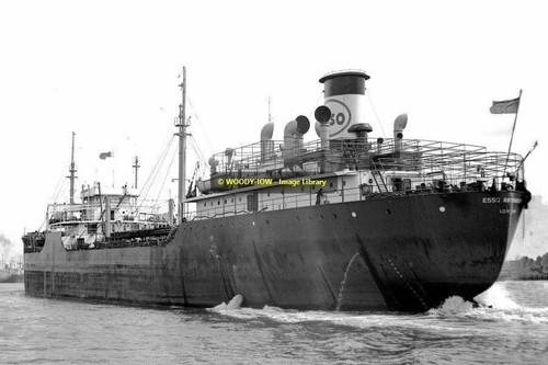 Mc2948 esso oil tanker - tanker,