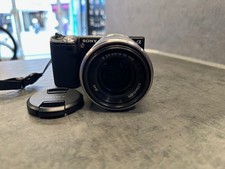 Sony Alpha NEX-5 14.2MP