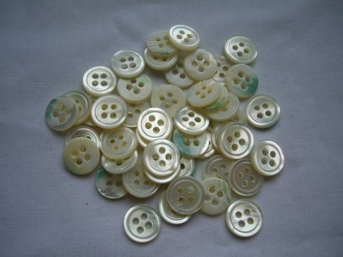 Cream mother pearl style - of,