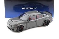 AUTOart 1:18 Dodge Charger