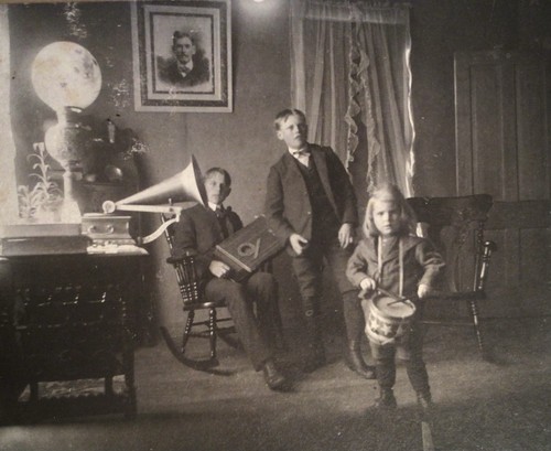 1900 cabinet card photo - 1900’s,