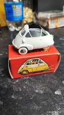 Quiralu Isetta Vellum die-cast