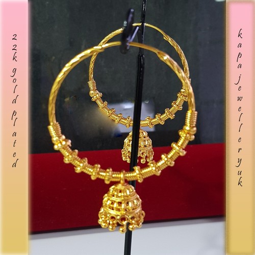 Gold plated earrings - ct,