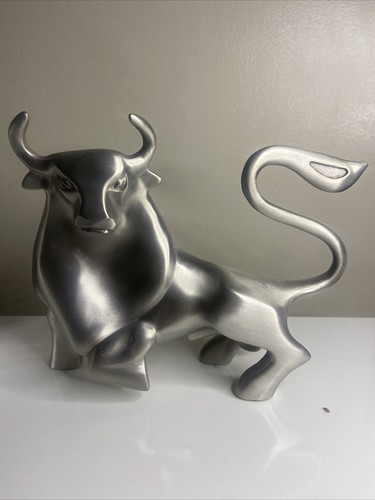 Silver bull statue - silver,
