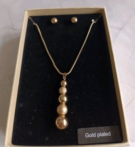 Wallis gold plated chain - plated,
