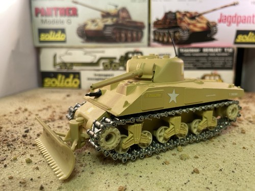 Solido diecast sherman - solido,