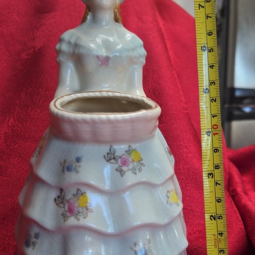 Vintage ceramic woman figurine - vintage,