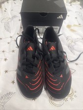 Adidas Predator Kids Astro Turf Trainers Size 2 1/2.