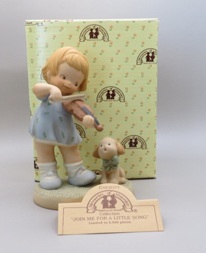 Memories yesterday figurine - of,