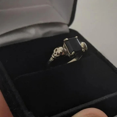 Onyx skulls 10k - skulls, gold