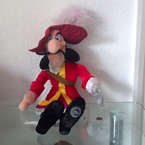 Disney peter pan captain - disney,